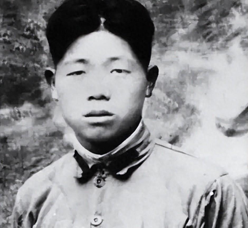 毛主席临终前为何将叶剑英的兵权交与陈锡联，这一步棋透露了怎样的深远考量？
197