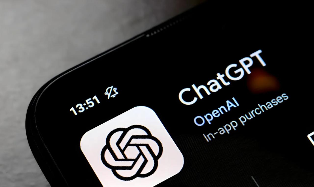 欧盟出手，ChatGPT 等三家美企迎来严苛监管。8月31日欧盟委员会正式公布新