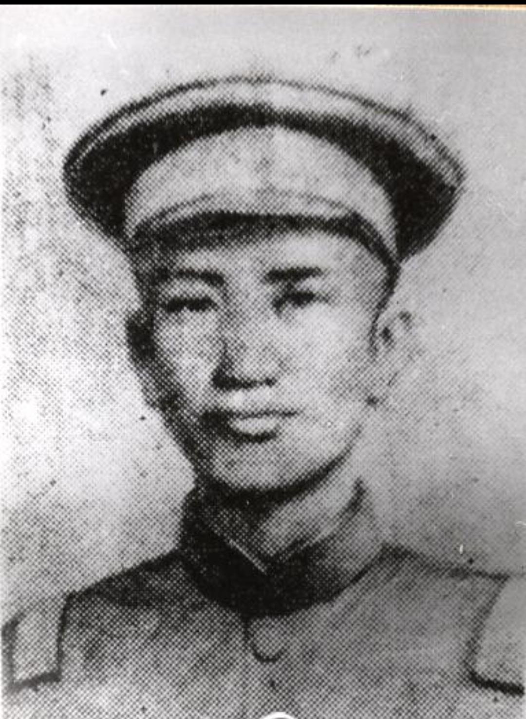 与彭德怀黄公略结义的红军名将！战功赫赫却早早牺牲，31岁埋骨他乡
 
李灿（原名