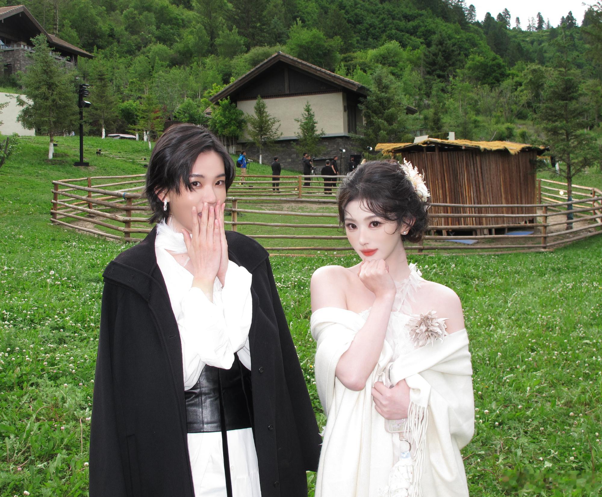 孔雪儿  ❄️孔雪儿可爱世界分享记 260530【图片】vogue山谷假日活动合