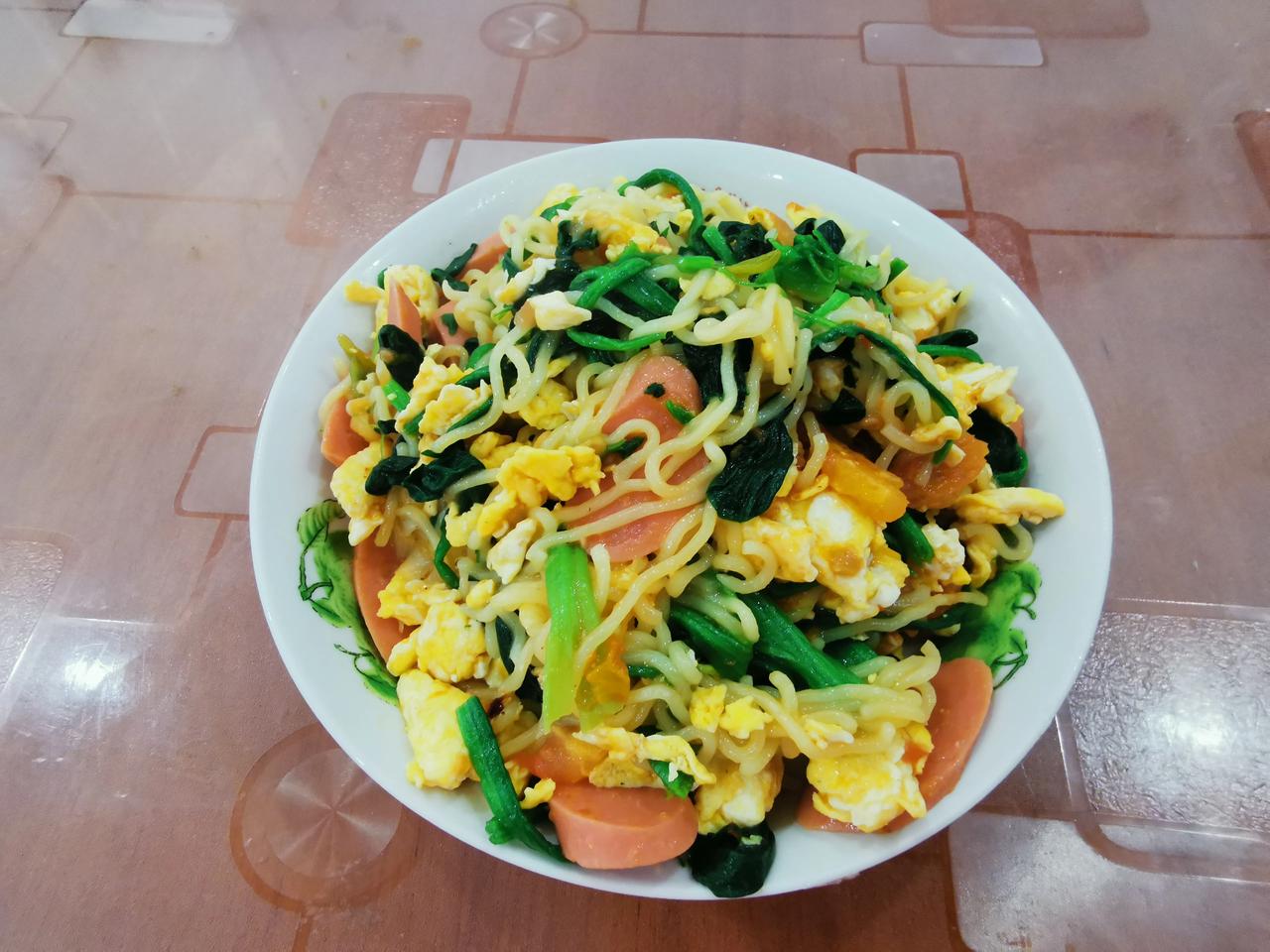 两个方法十秒钟教你判断你是易胖体质还是易瘦体质。

        第一个拿出一