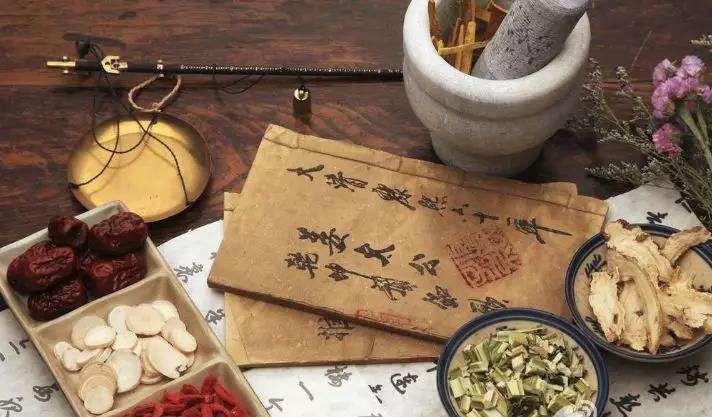 中医常用12种中成药，虽然不贵，效果不错，无论男女，可能用到，收藏备用

1、眼