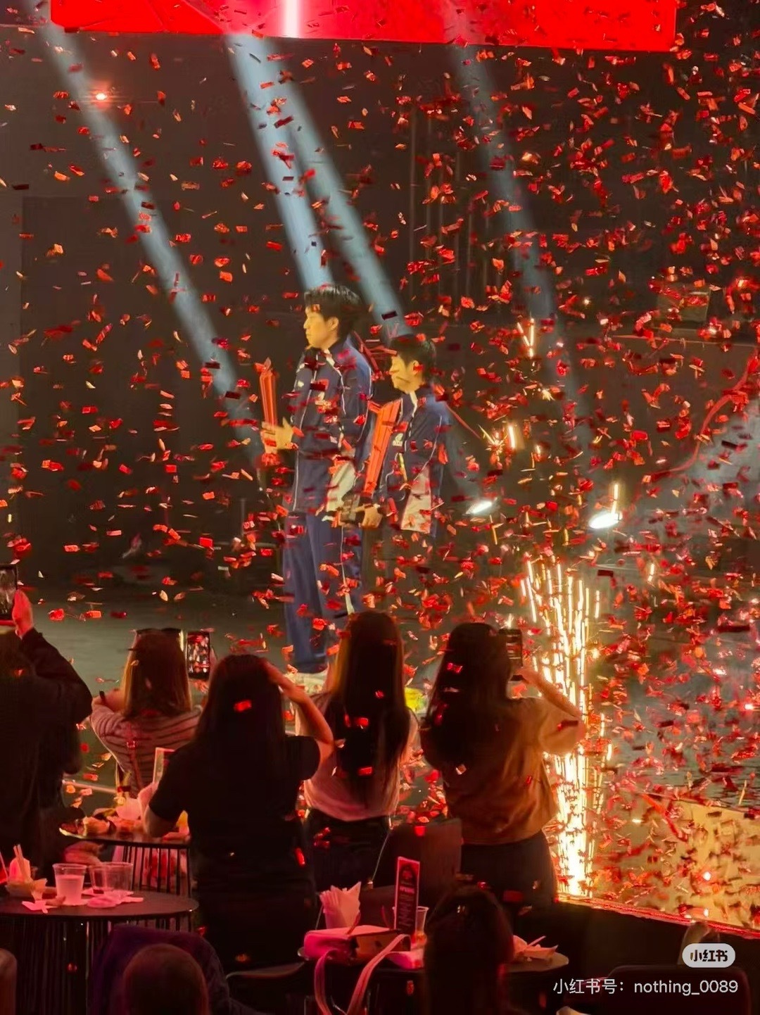 结婚那天礼花必须胜过今天 