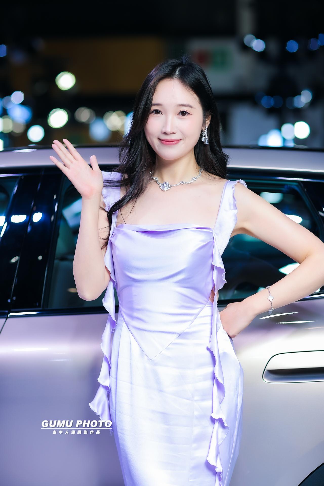 2025成都双十二车展长安启源展台模特小姐姐