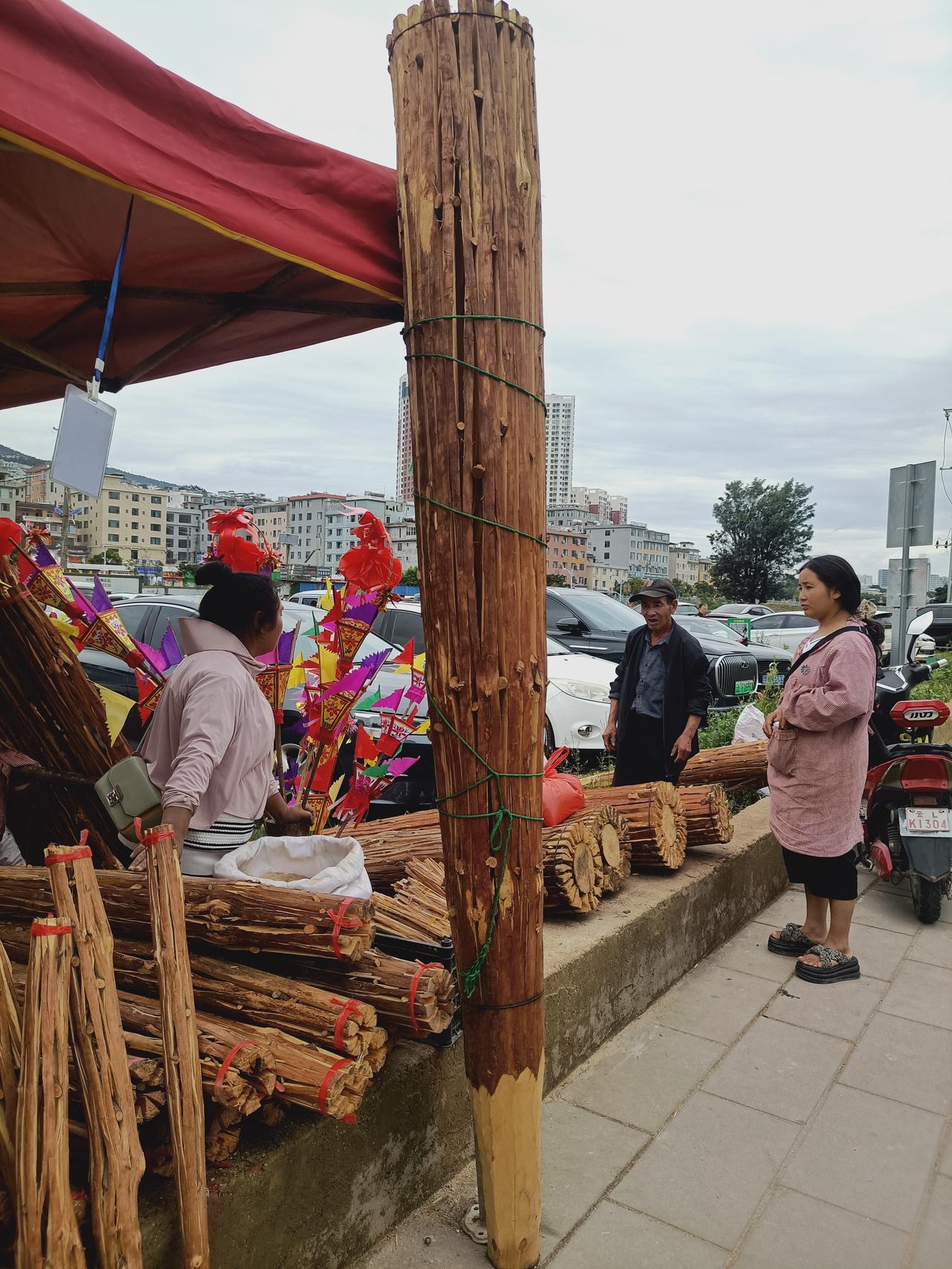 火把节（四）
为什么火把节能吸引众多游客