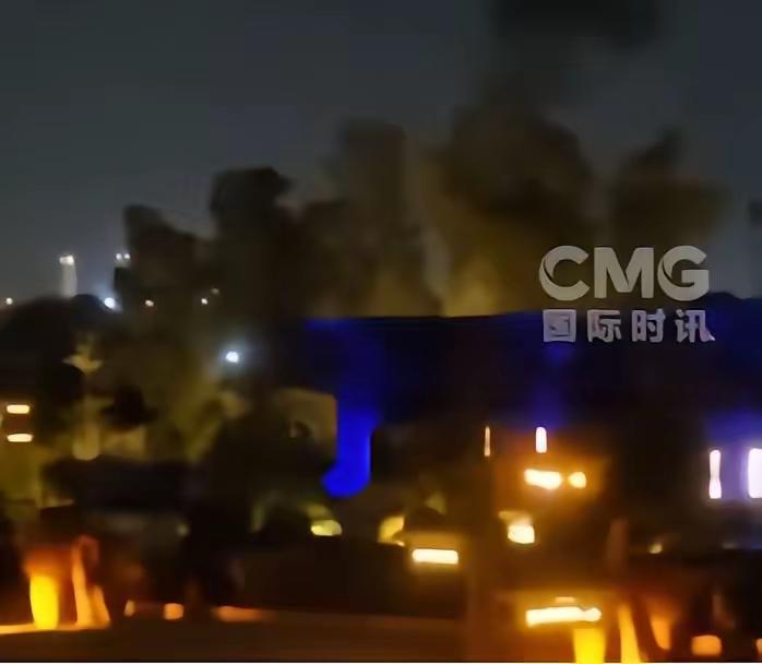 兄弟们，还得是美国仗义！
沙特的美国大使馆被炸了之后，美国第一时间想的不是如何保