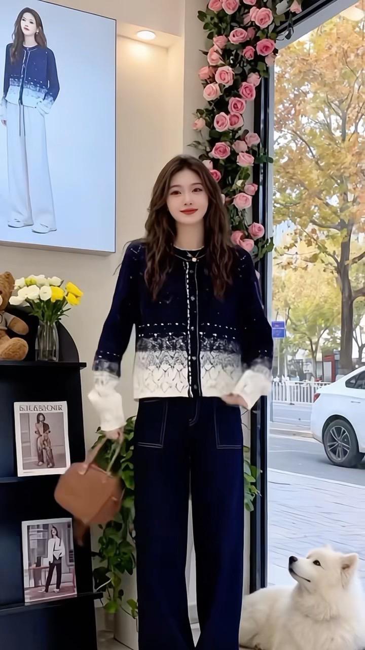 满天星针织衫 洋气减龄 谁穿谁好看 面料柔软 气质穿搭