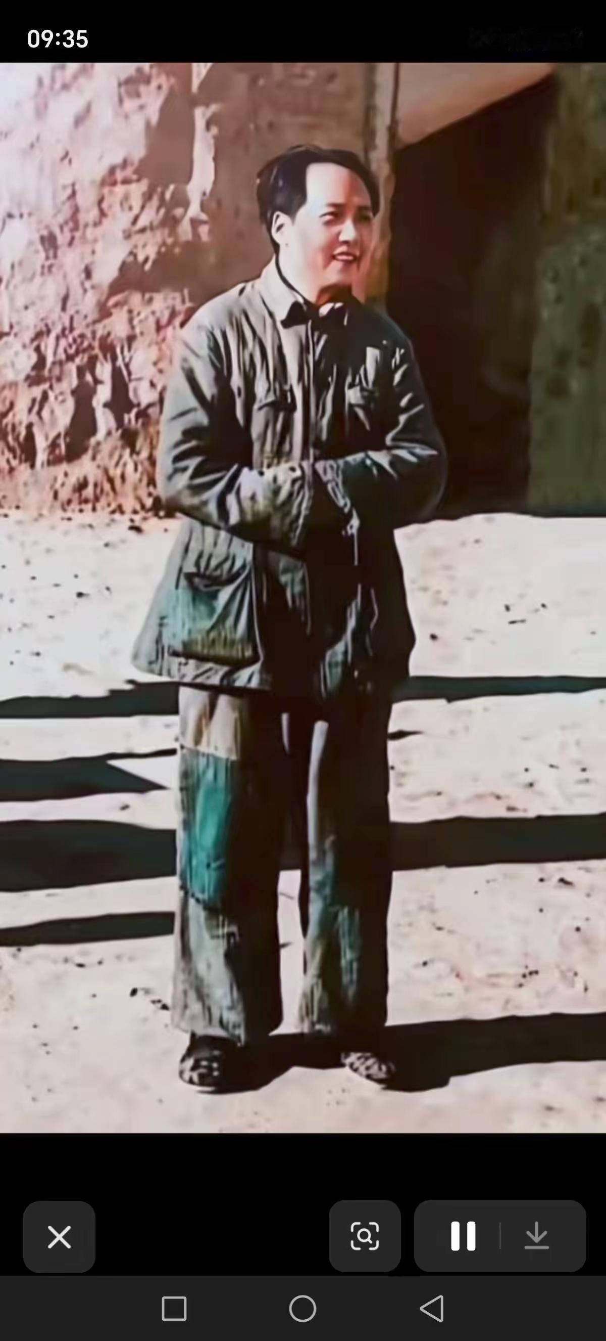 衣衫满是补丁，胸怀万里山河，这才是真正的一代伟人
 
谁能想到，执掌大国命运、心