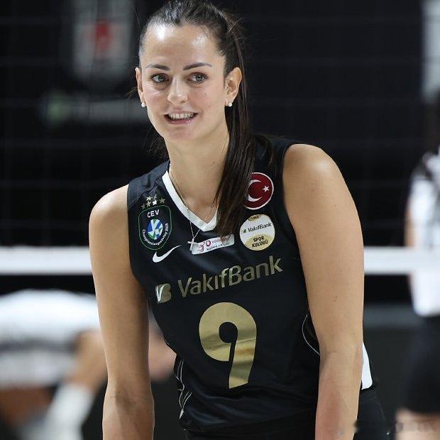 📊🇮🇹波塞蒂：（1.5局）▶️7个一传2失误，一传到位率29%，完美到位率