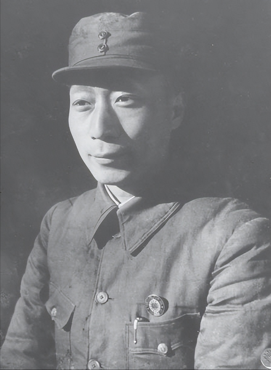 1948年，党中央进驻河北阜平城南庄，连日操劳让毛主席身体十分虚弱。聂荣臻看在眼