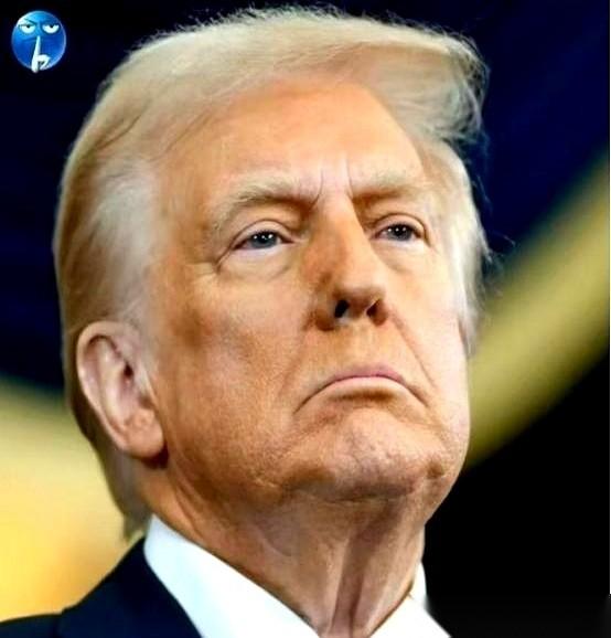 8000个全副武装的正规军，被几百个敌人撵着跑。
你敢信？
这不是拍电影，这是1