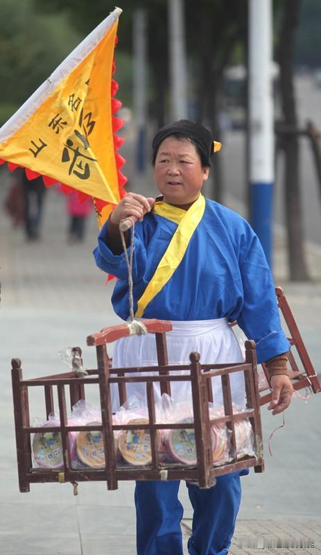 武大郎以生命为代价，向我们揭示了一个道理：有些事切不可太过老实。武大郎为人忠厚老