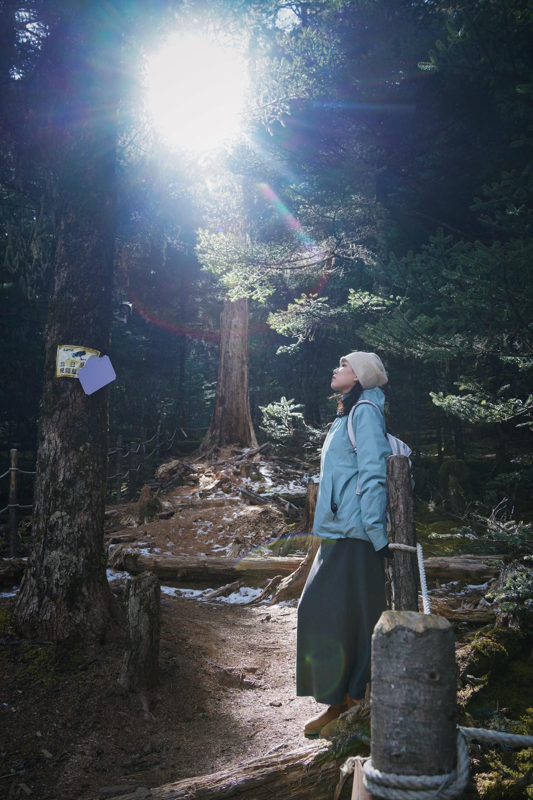 不听劝，非要来无底湖的后果就是被狠狠美到！🚗交通乘坐“迪庆交运”，9:30在香