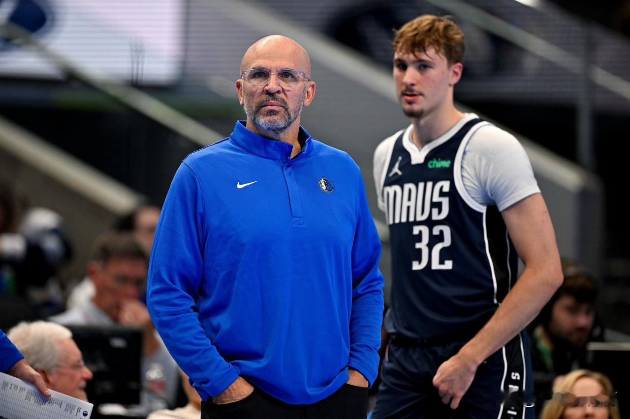 真不是状元没实力，是教练不会用他而已！
今年的状元弗拉格本赛季场均15.5分6.