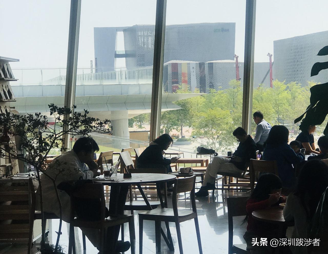 老婆对我说，你50多岁的人了，再踏踏实实的干两年，儿子出道了，就随你信马游缰，干