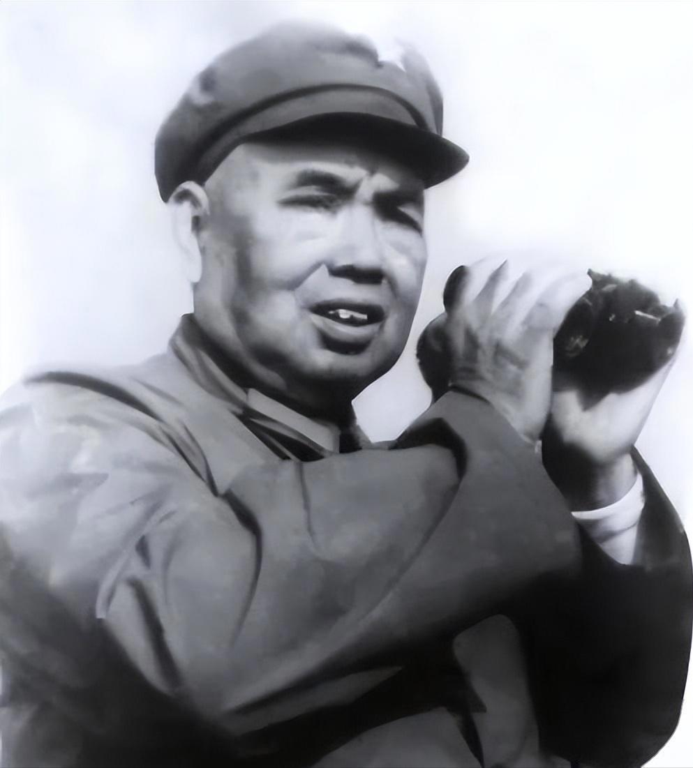 1979年，俘虏交换后，200多名战士终于回到祖国， 广州军区司令员许世友下令：