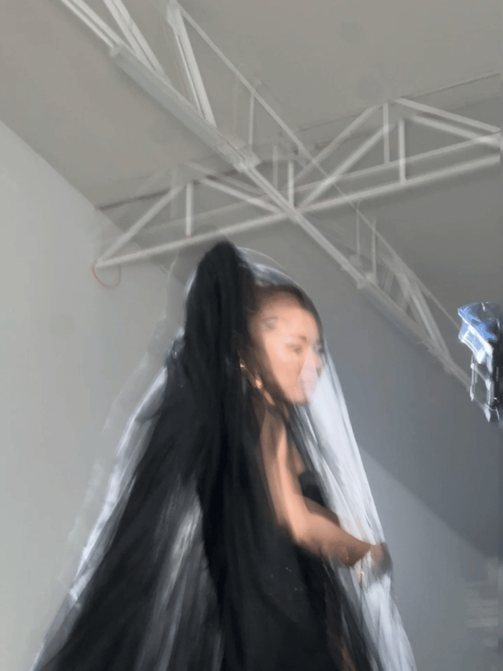 赵露思这是火了开始慢慢暴露自己的性格了吗？搞这种抽象真的给人很没有好感。 ​​​