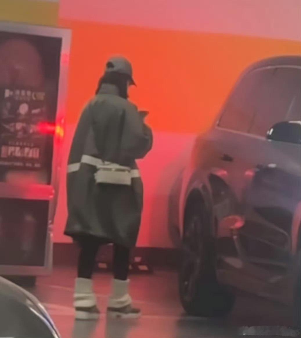 总感觉现在有种孤单感，还是找个伴吧 