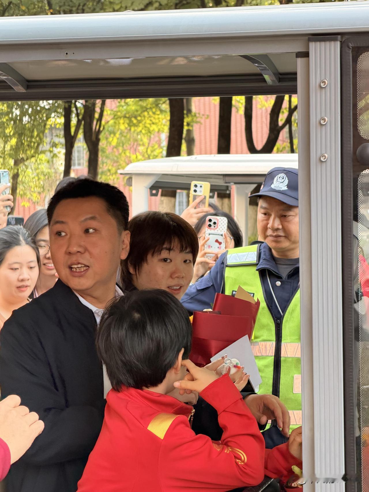 12月22日，运动员蒯曼现身华南农业大学参加活动，并受邀担任该校体教融合特约辅导