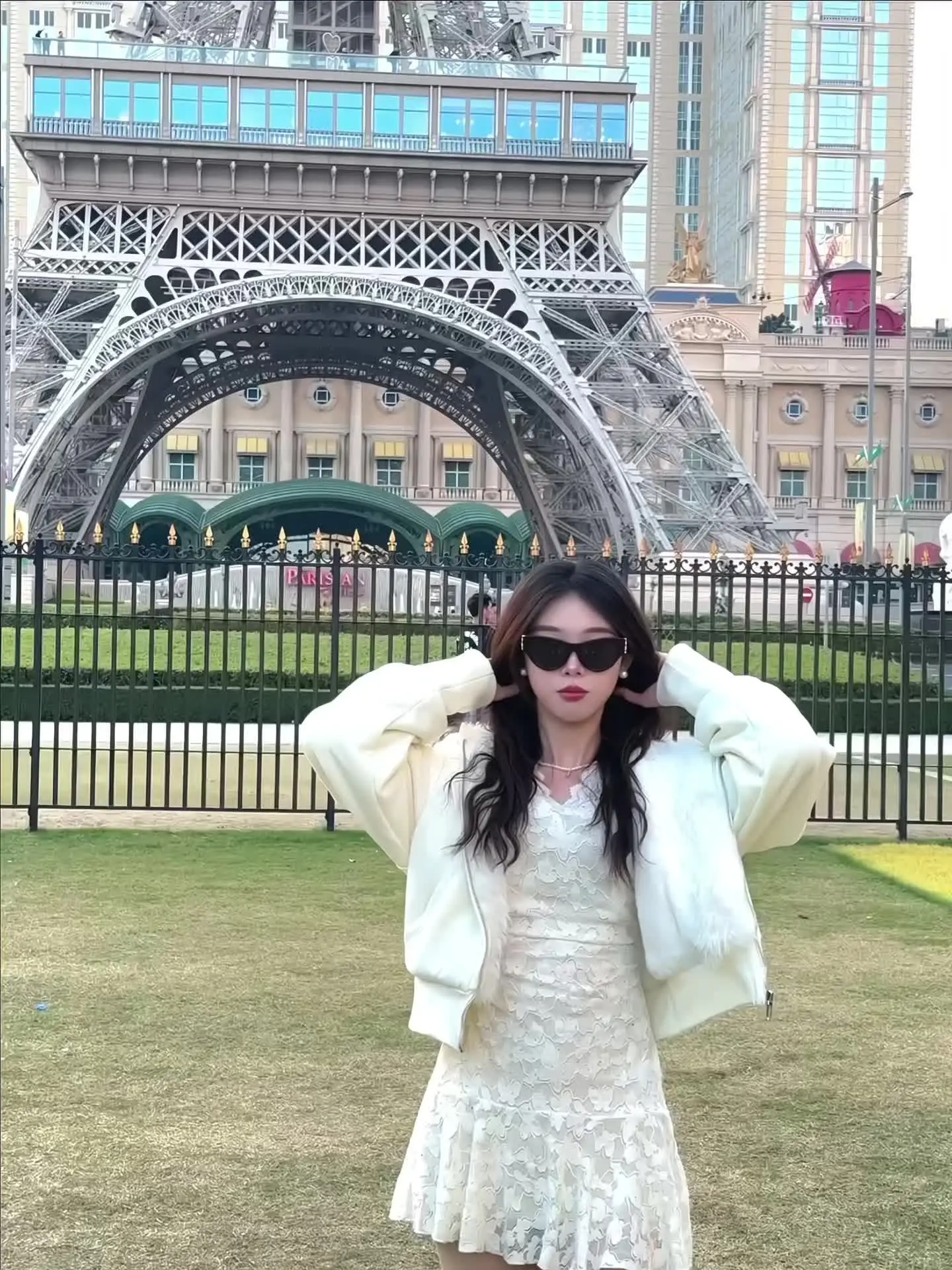 立物质人设 走幸福大道 把爱看淡 祝大家自由