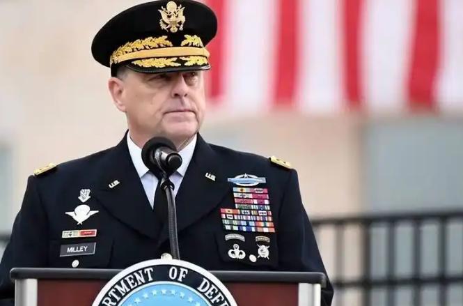 美国彻底将窗户纸捅破了！米利那这位美国高官公开表示，如果中国不放弃如今发展的脚步