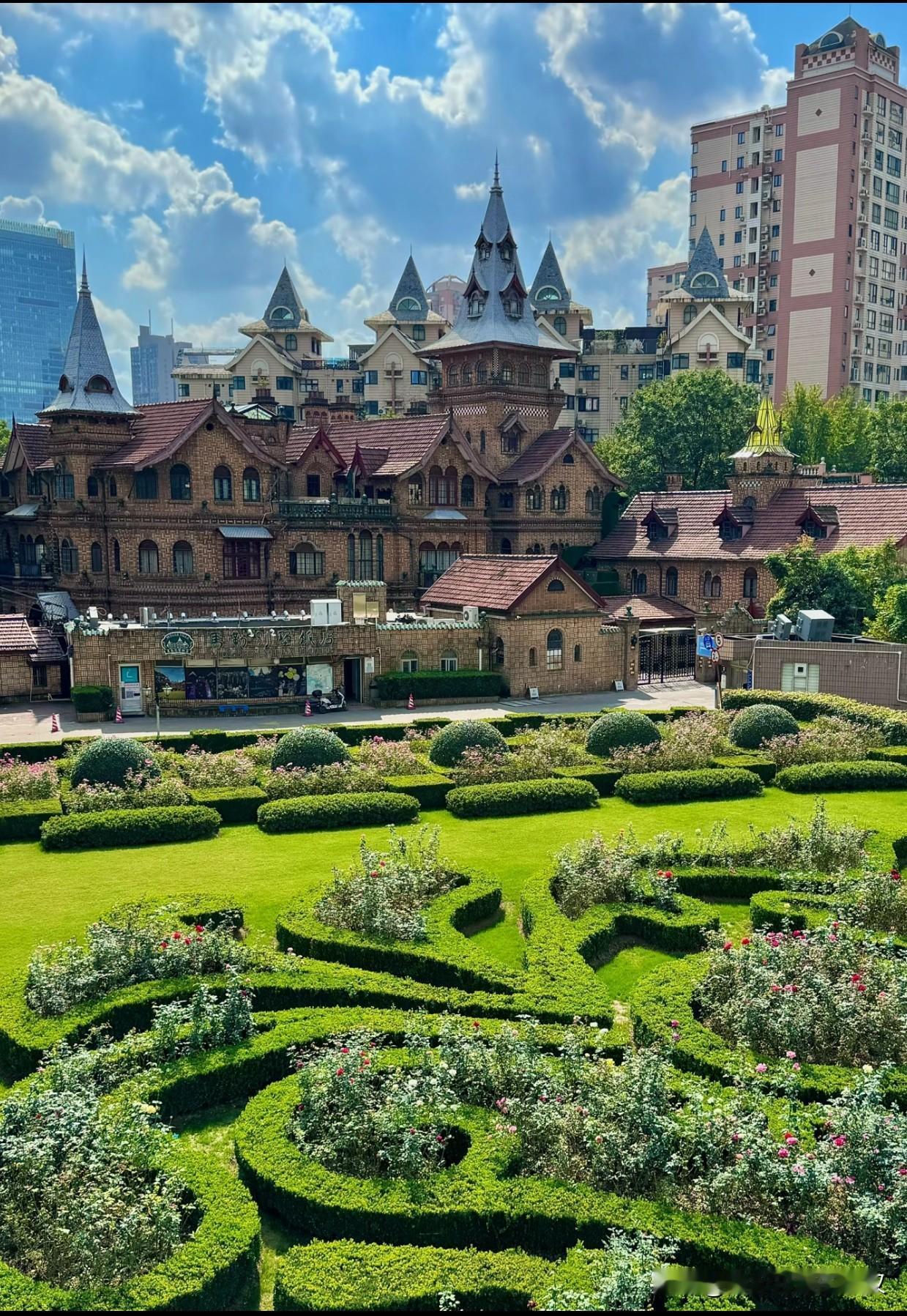 上海美女解释自己为什么在鞍山买房！

  鞍山人真的没想到！！
上海姐姐对我的家