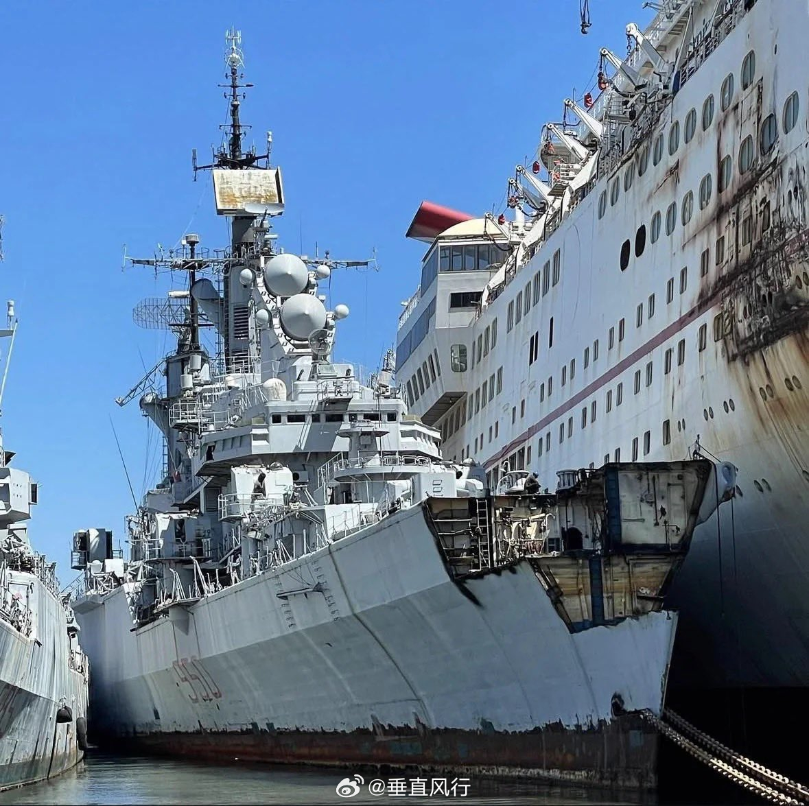 维托里奥·维内托，小时候也是口水对象，2021年在土耳其阿利亚加被拆解海军武器装