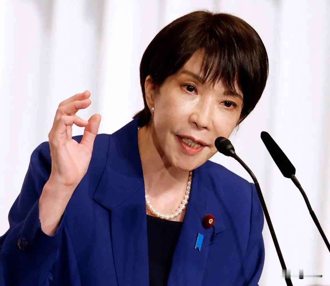 一觉醒来！日本快扛不住了！高市早苗被曝光主动与伊朗总统再通电话。8月12日，日本