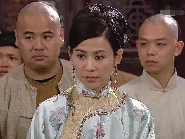 吴君柔这个角色很不讨喜，本就是假情假意嫁给了施大人，为了救被冤枉牢狱的大哥，她设