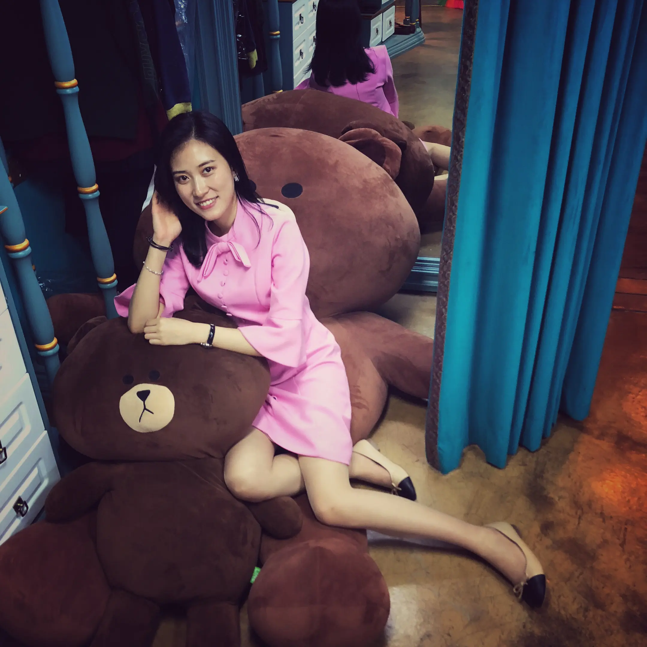 原来这已经是十年前了 那个时候没有泡泡玛特 只有 linefriend...
