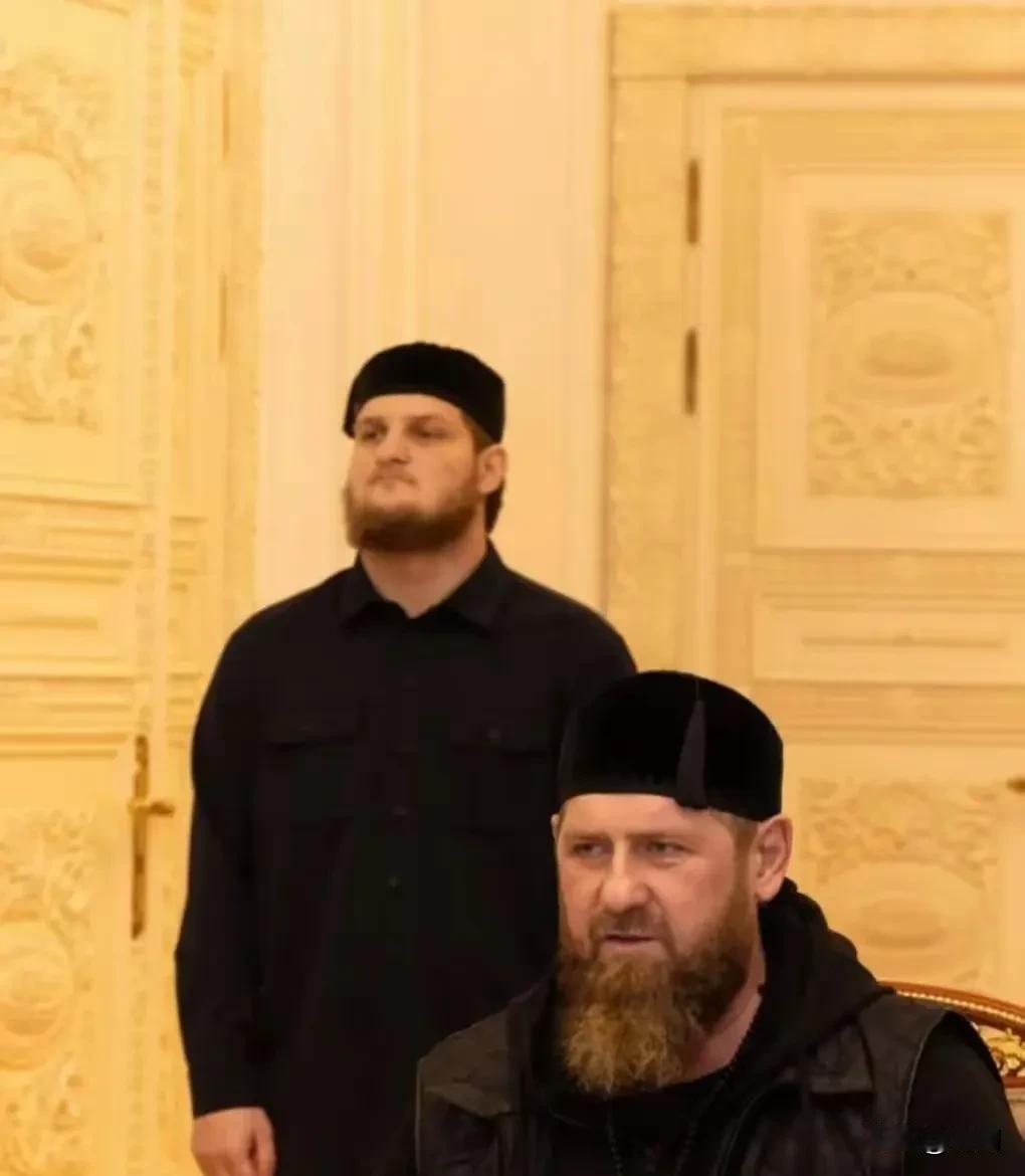 家国天下，俄罗斯车臣共和国总统任命20岁长子艾哈迈德·卡德罗夫为车臣共和国的副总