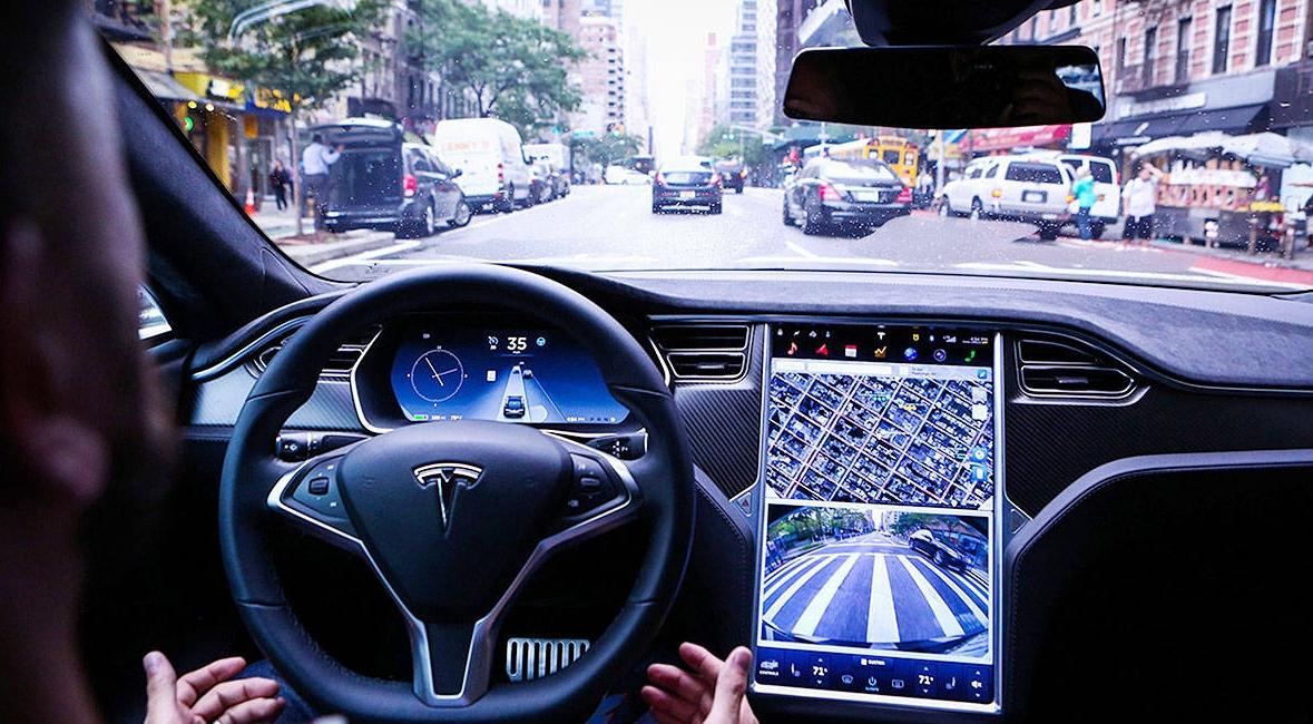 【车视头条】当地时间周一，马斯克发推文表示，一旦特斯拉标志性的完全自动驾驶（FS