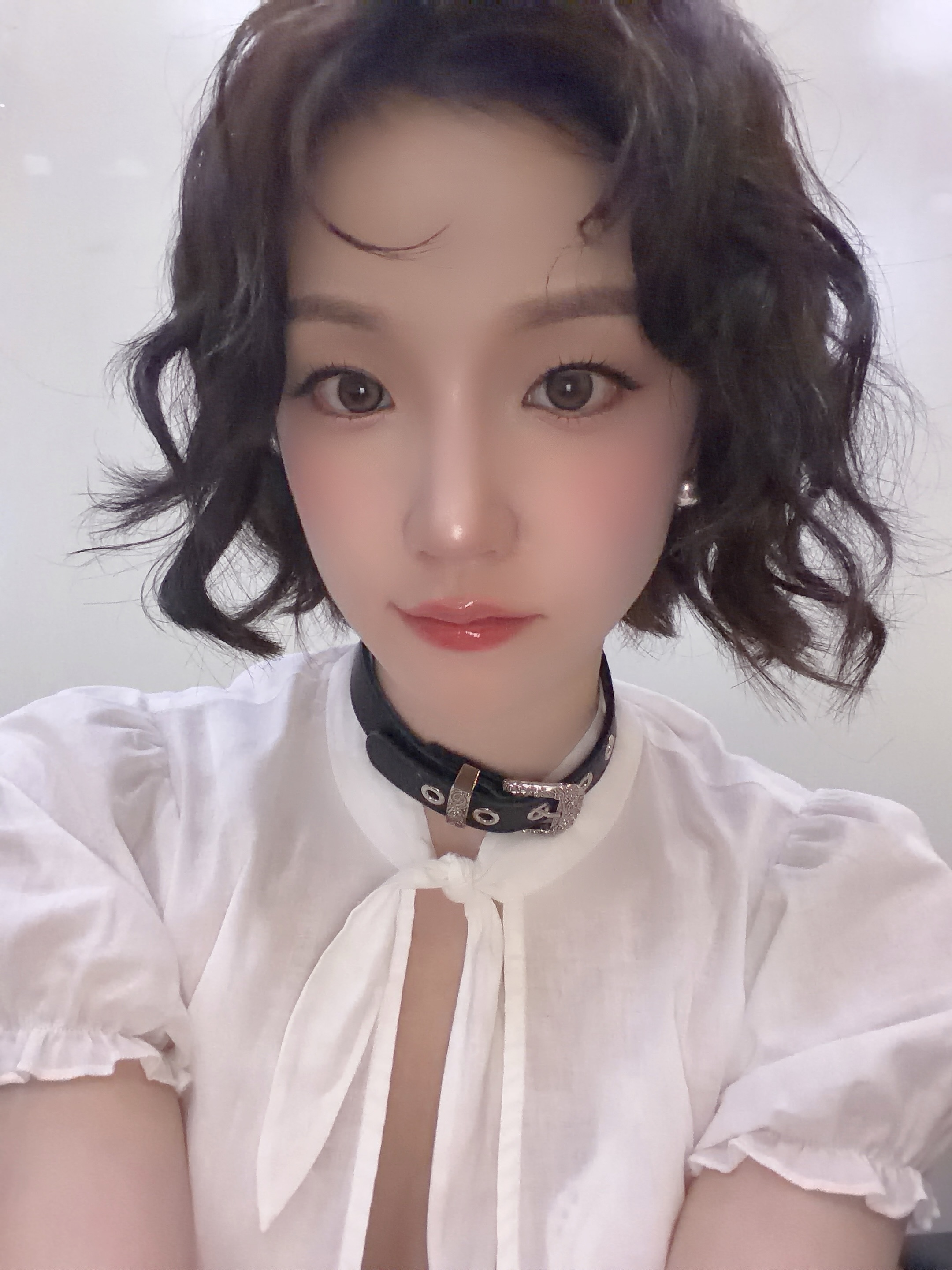小洋娃娃的自拍ㅠㅠ🤏 