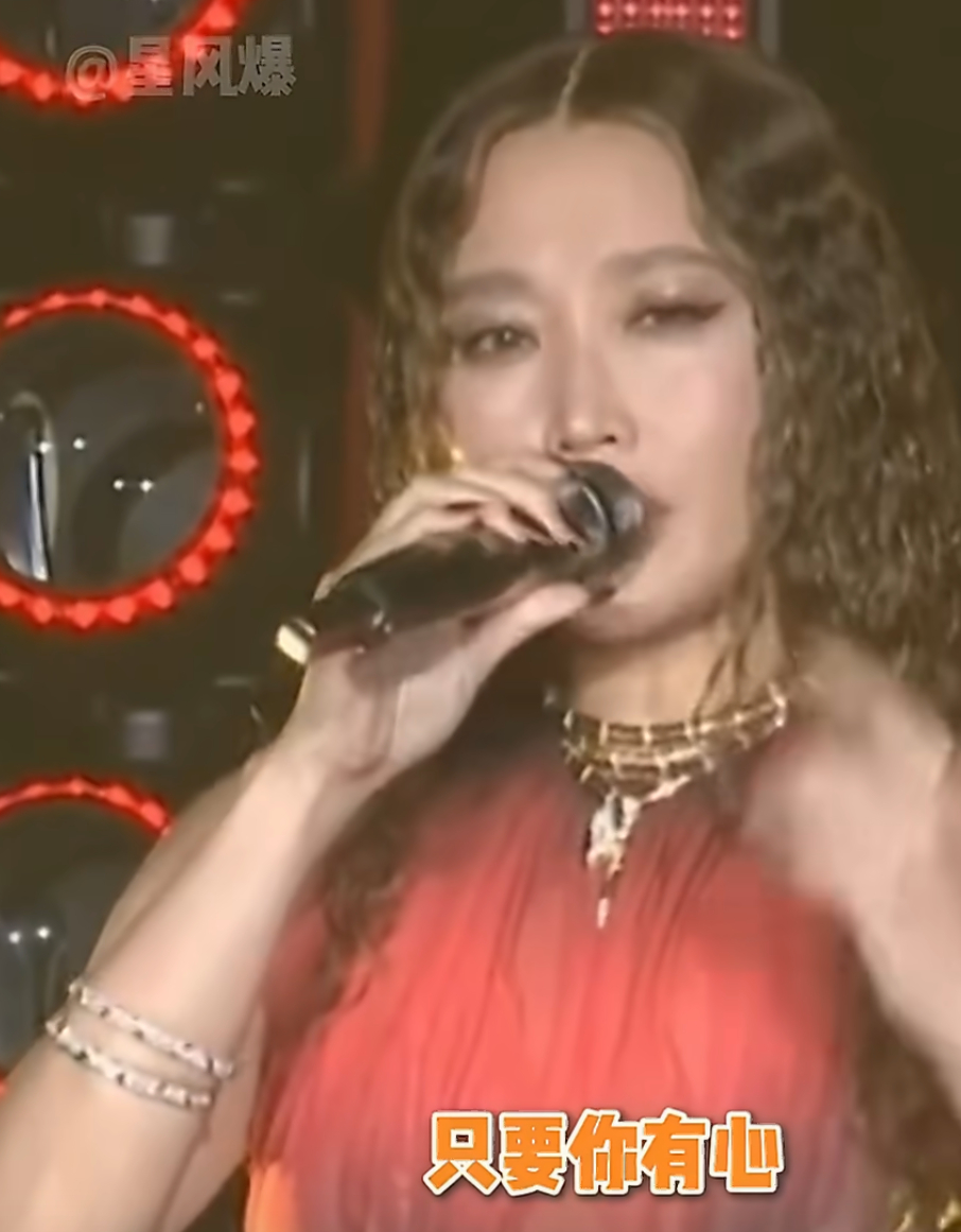 ALin喝了酒就是Jolin没看过这段金曲奖片段的一定要补，微醺状态下的ALin