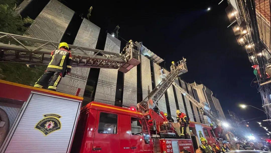 据央视新闻消息，当地时间12月29日晚，泰国首都曼谷的一家酒店发生火灾，导致3人