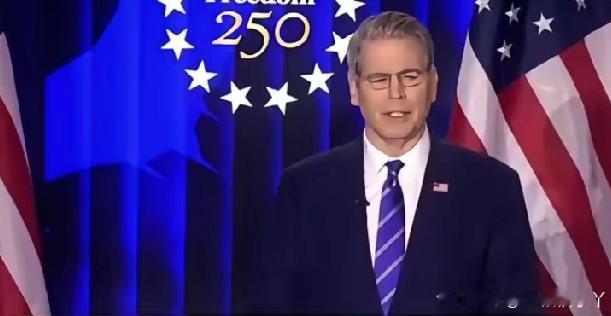 丹麦基金抛售美债，丹麦一家养老基金宣布要抛售全部1亿美元美债，理由是“美国财政状