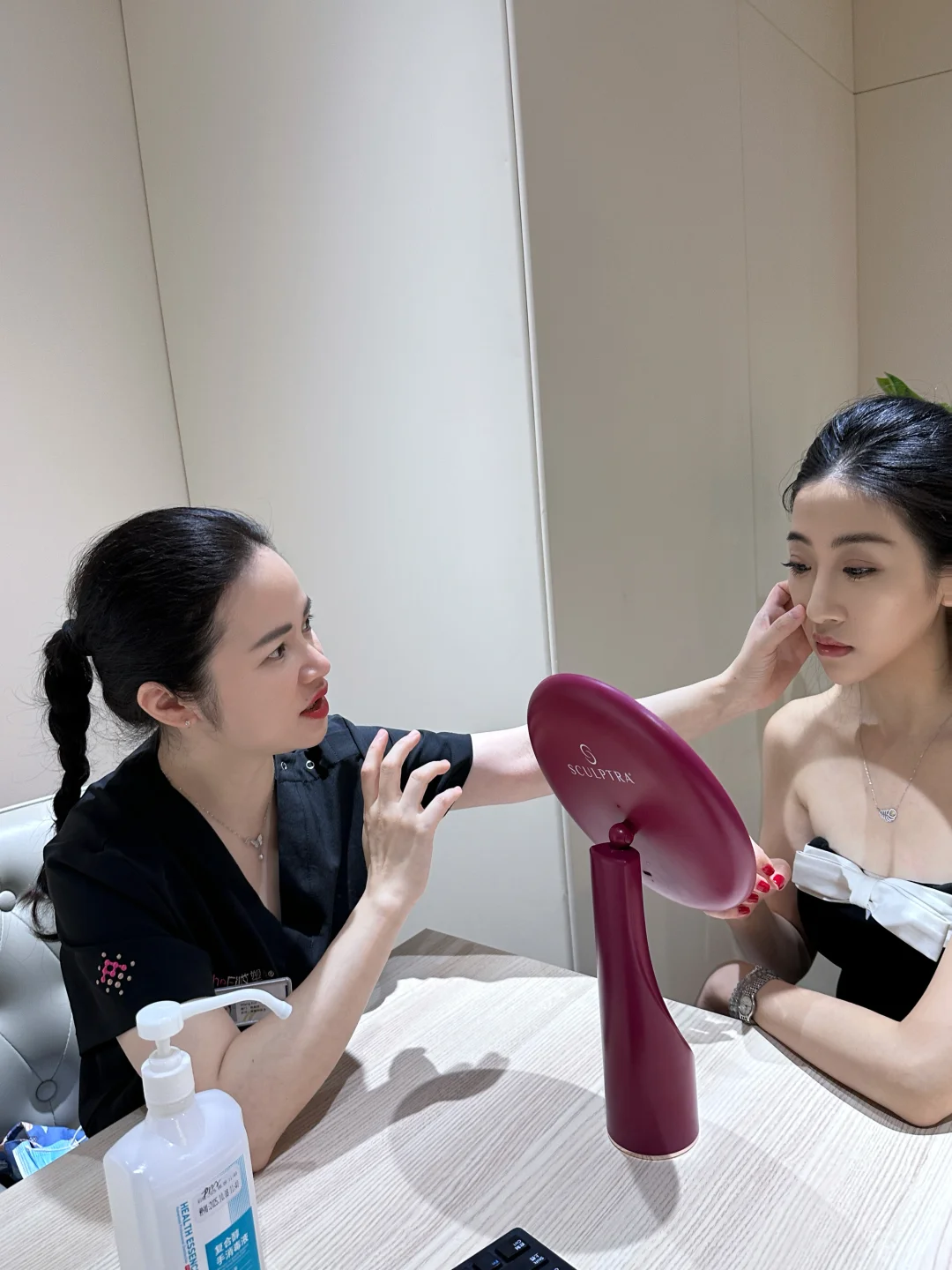 准备了③w想填太阳穴，面完灰溜溜回家了