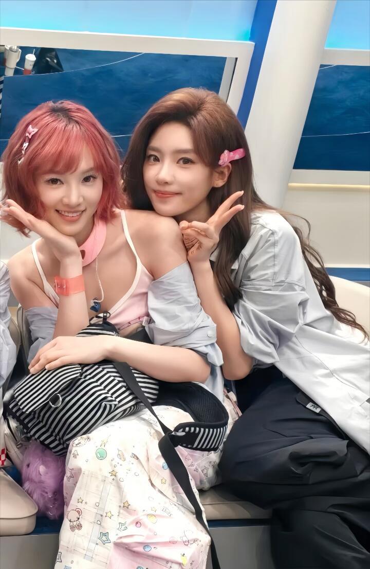 黄灿灿最喜欢张月的点是钝感力张月谢谢黄灿灿把她当姐姐黄灿灿像一本摊开的日记，张月