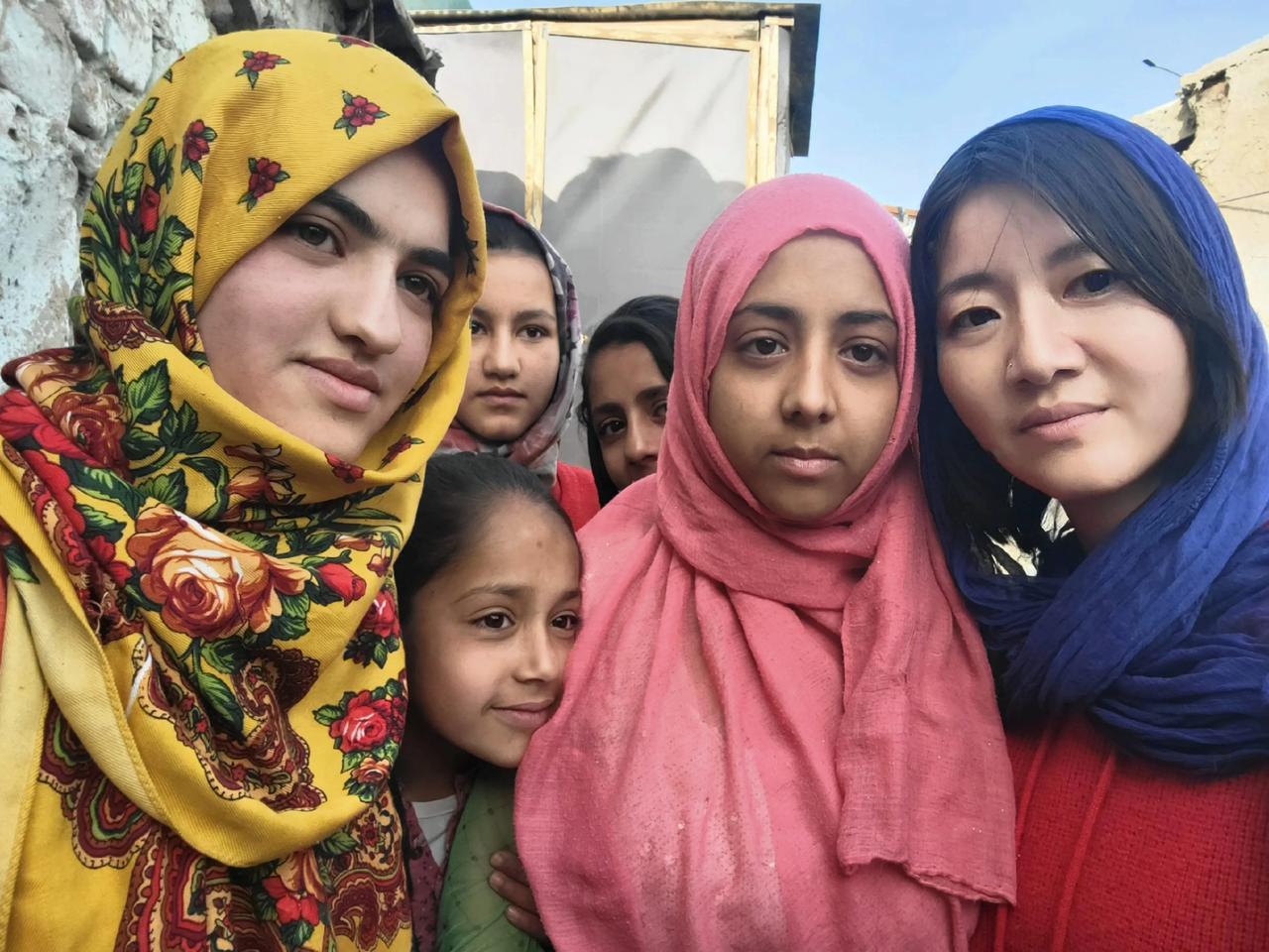 心里真的很难受
​阿富汗是我到过最穷的地方了，在这个营养过剩的年代，居然还有孩子