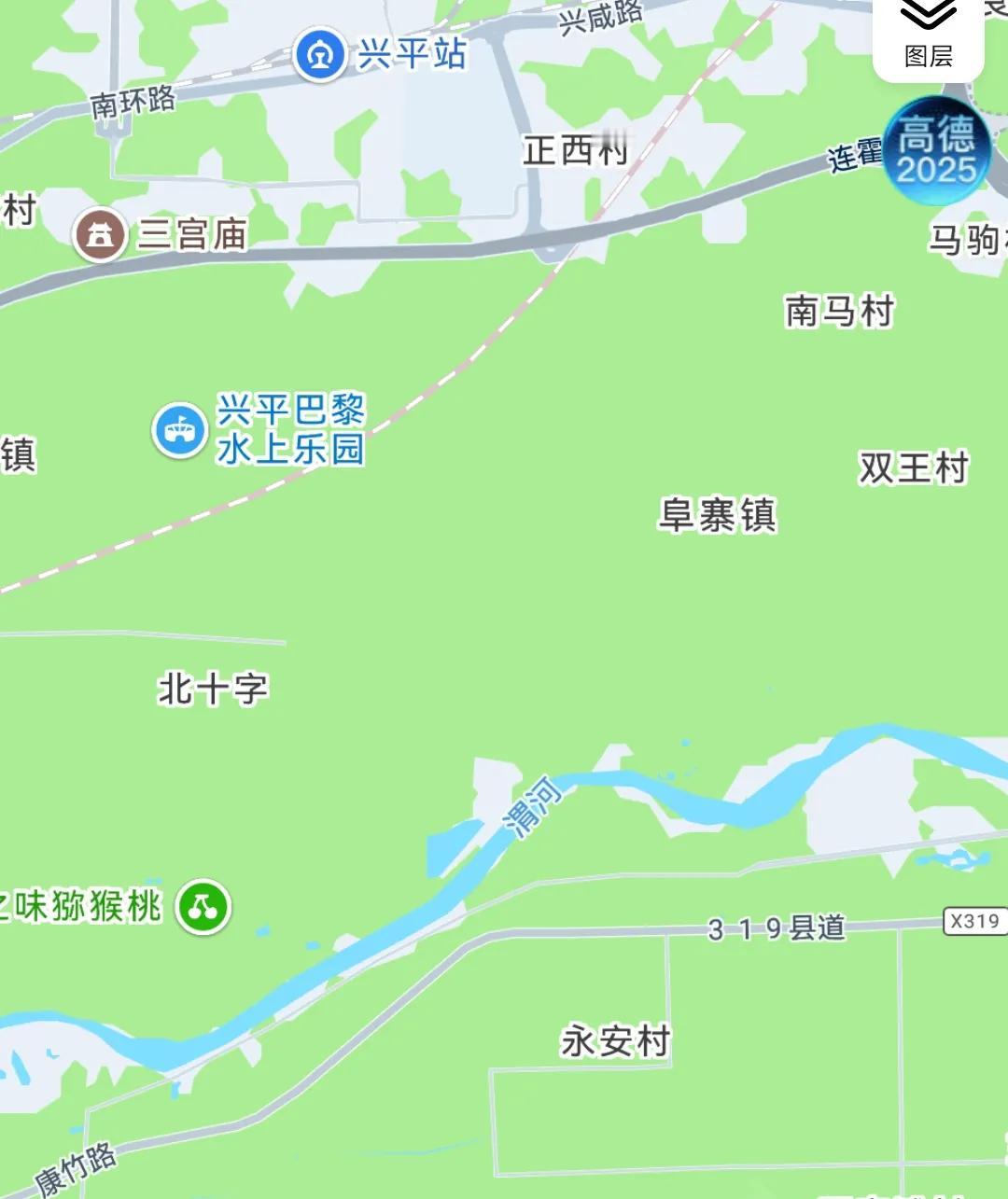 兴平地处西安-咸阳都市圈核心辐射区。完善区域路网，尤其是关键的跨河通道，是融入区