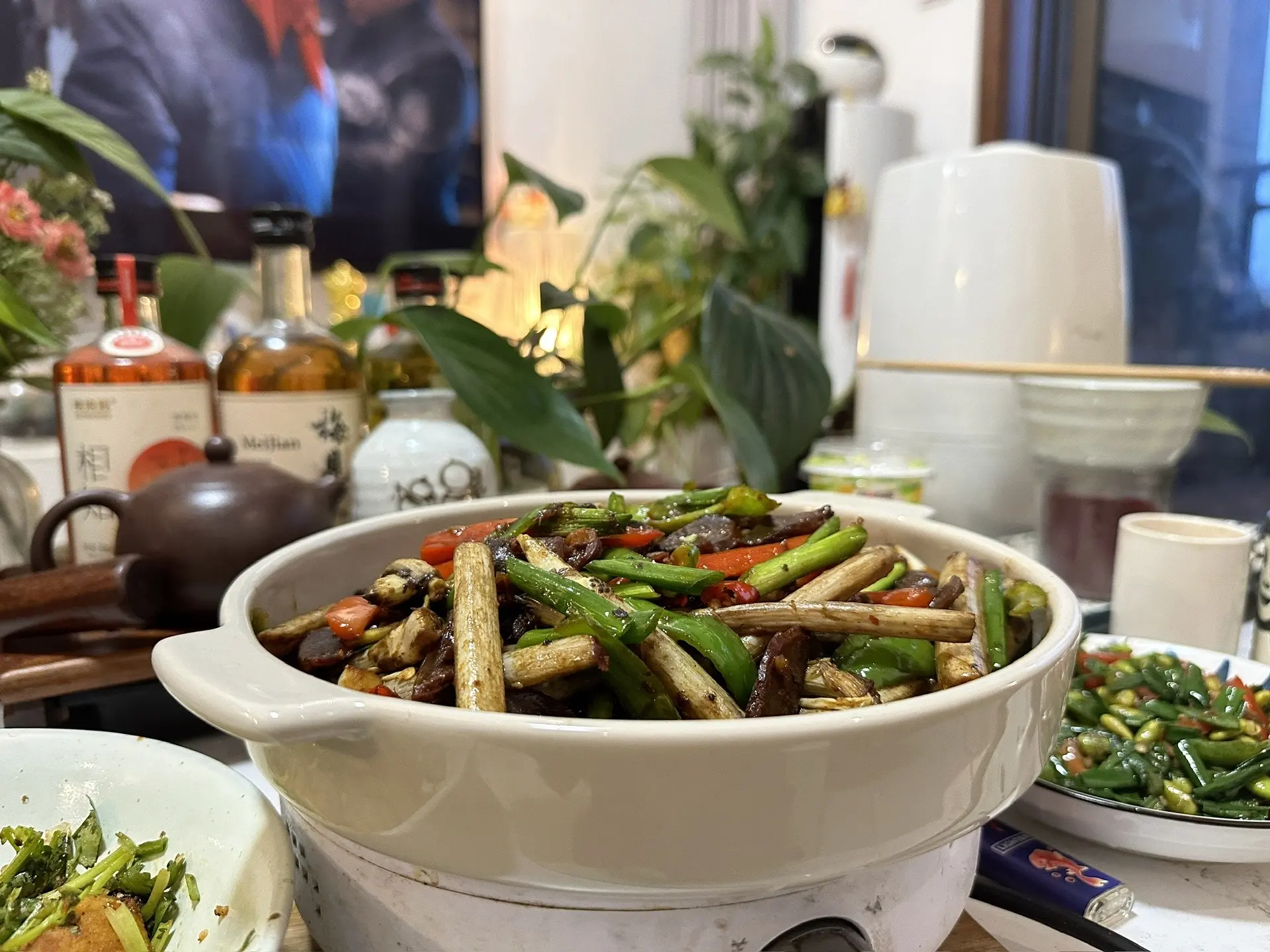 女孩子结婚， 不要让自己输得太难看： 1. 有女儿，记得以后给她拼套房...