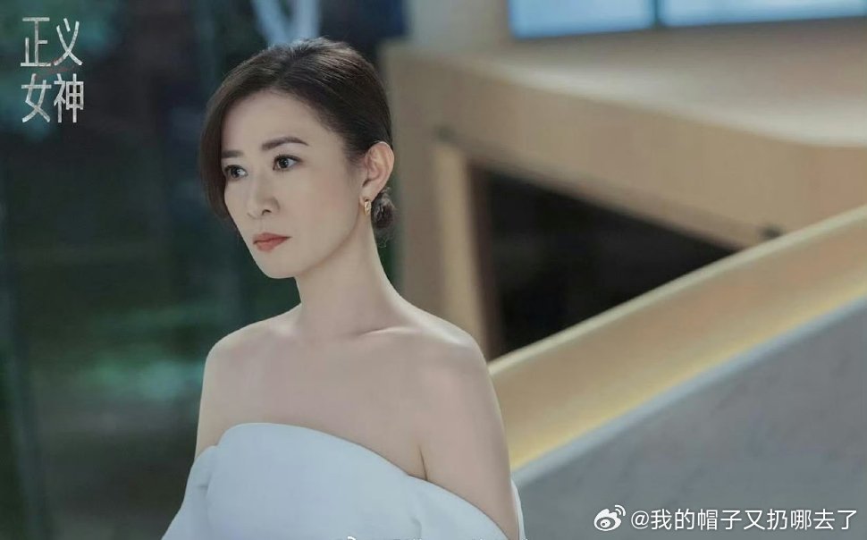 佘诗曼说女生要活得有价值佘诗曼的话真的说到了心坎里，女生本就该活成自己的光，不依