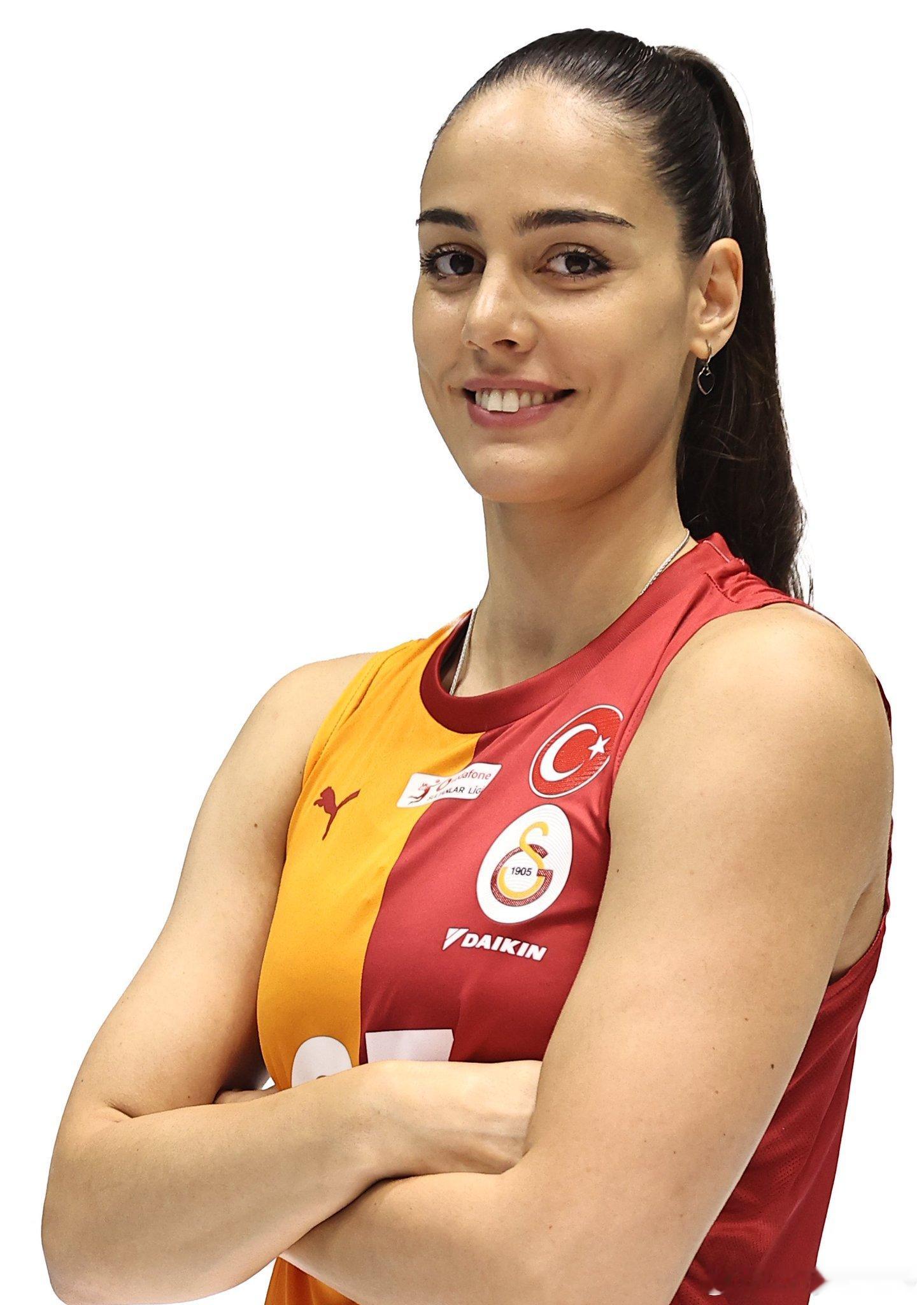 📊🇬🇪卡兰达德兹：▶️12分：18扣11中2失误0被拦，1拦，3发球失误▶