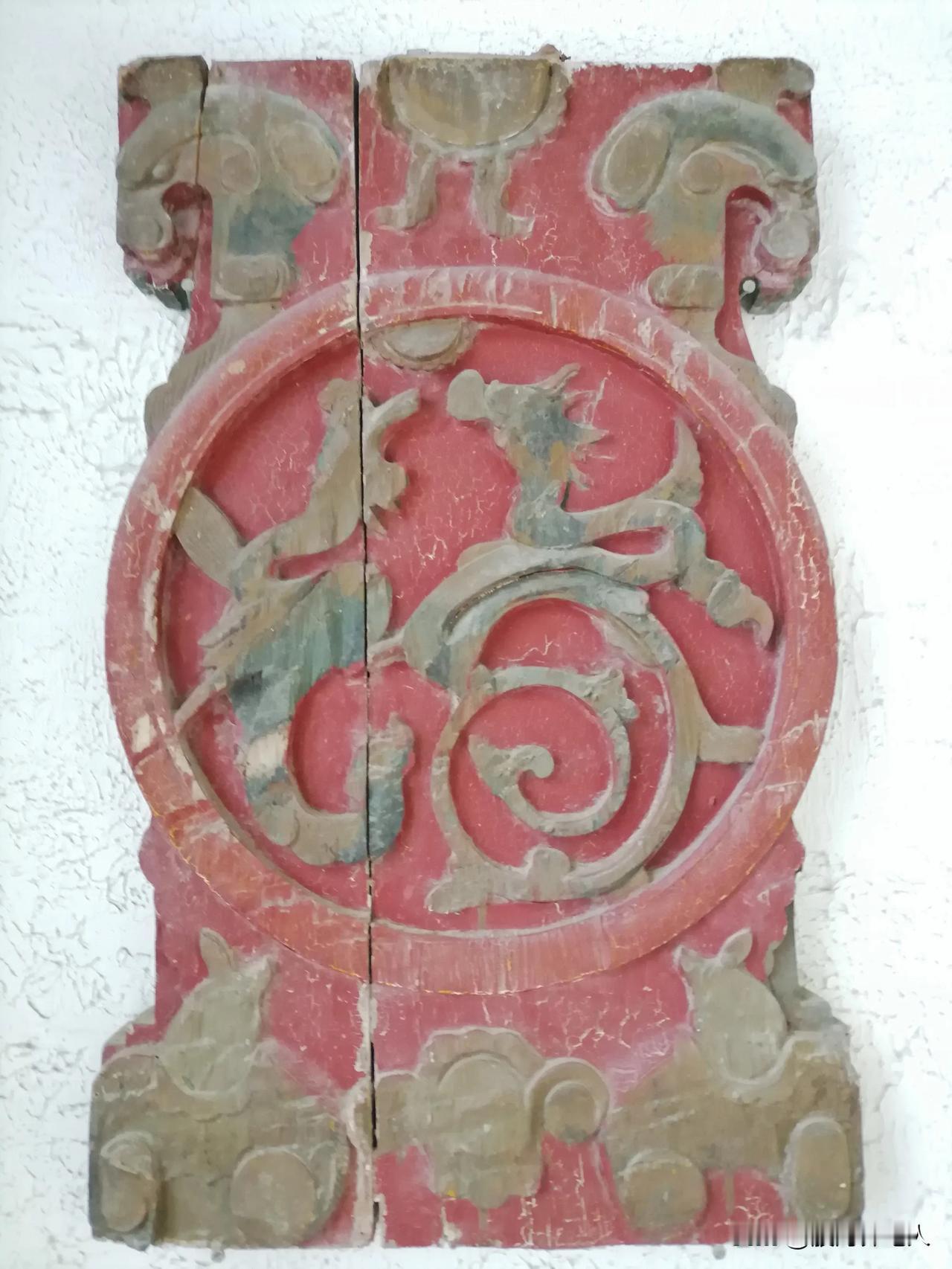 福
旅游途中随拍所得
福字
龙凤组成
有人也拍到吗？
镇远古城
真的美！
福气满