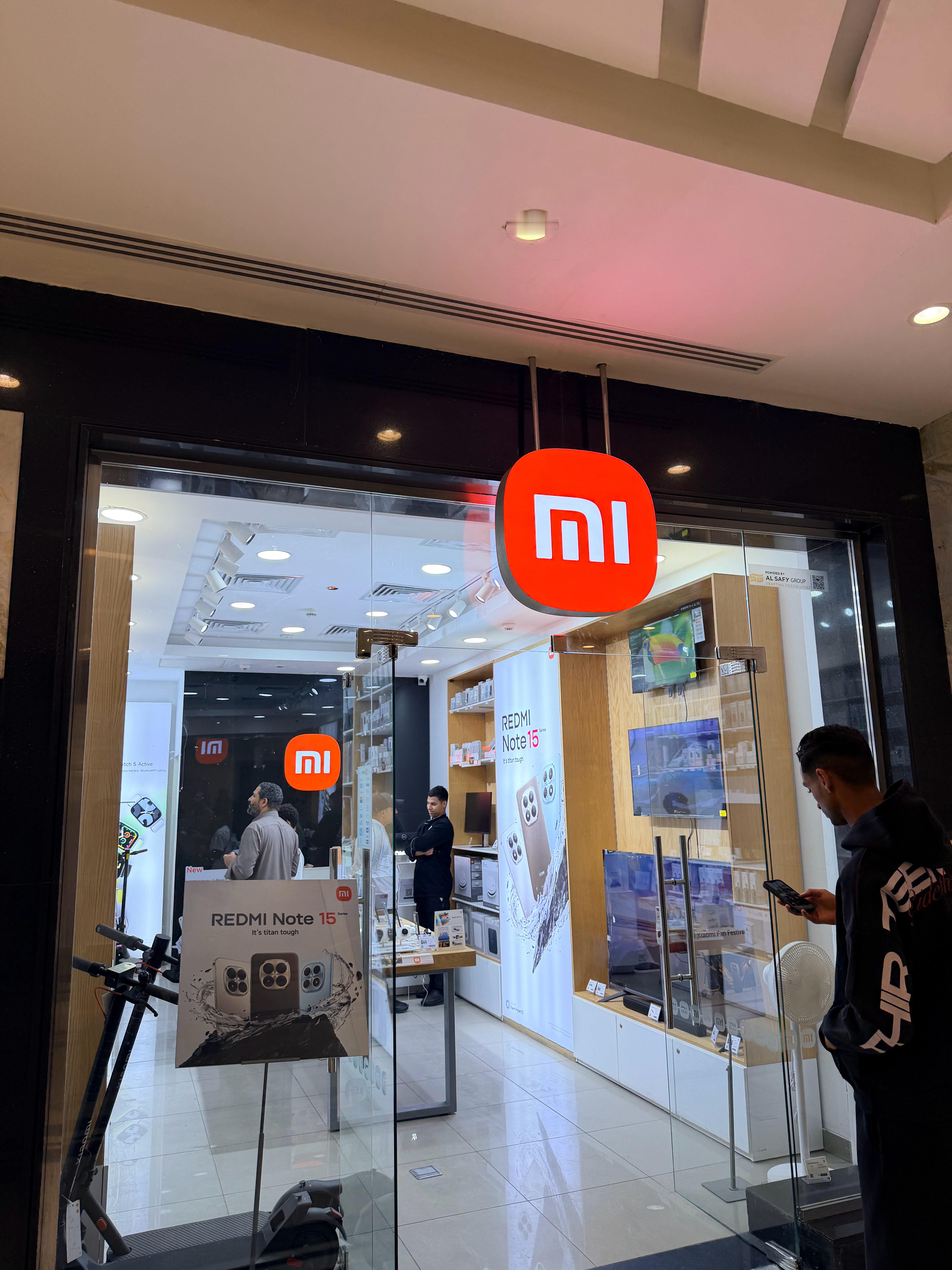 老实说我们中国品牌出海做的真的太好了我在国外很多地方到处可见就拿家电这个行业来说