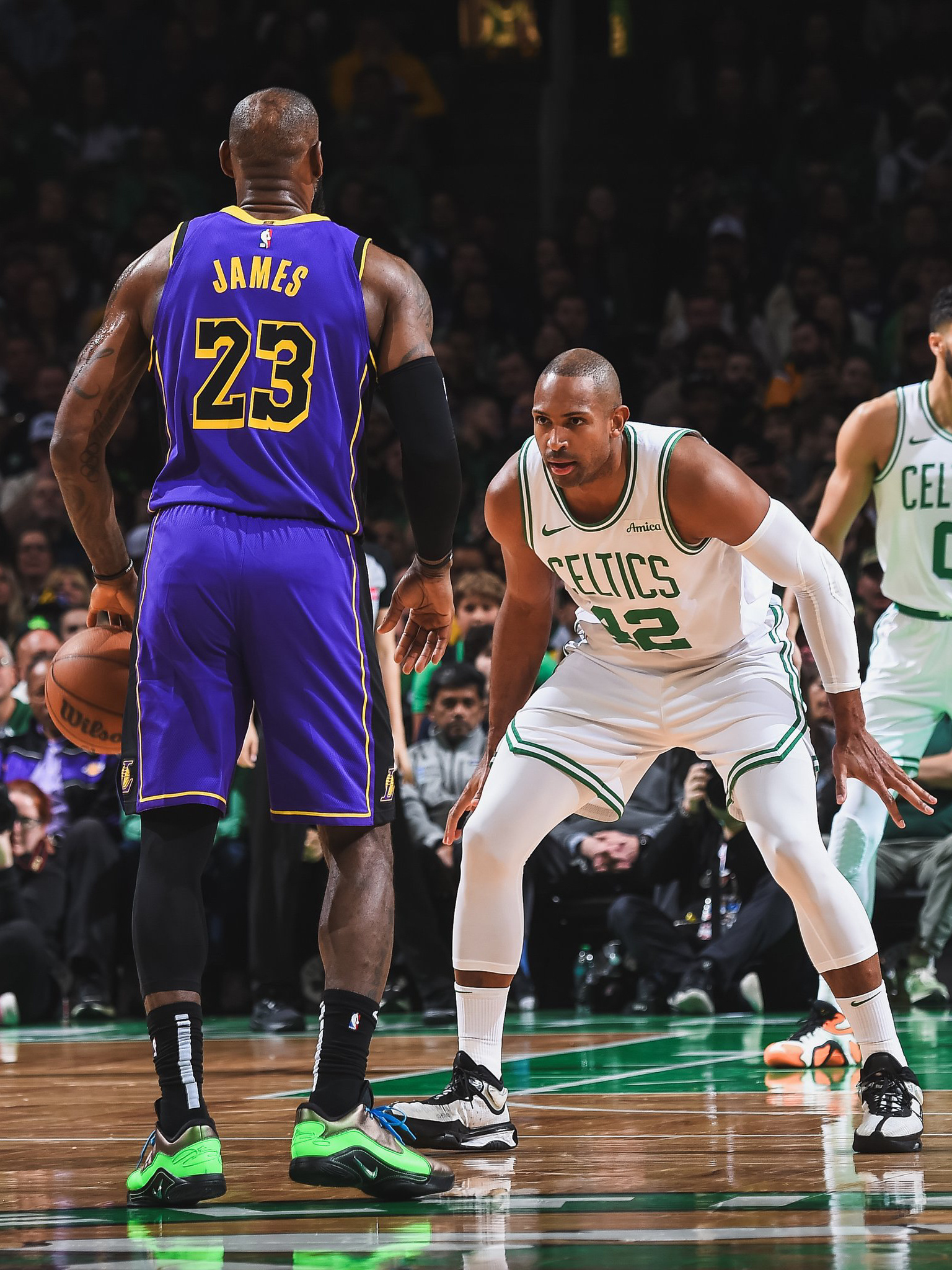 凯尔特人国度 数据显示，在昨天的 “黄绿大战” 中，Al Horford与LeB