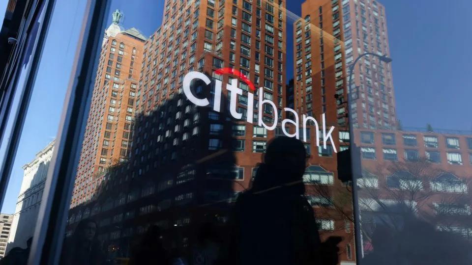【花旗集团前董事总经理因性犯罪被判处30年监禁】（CNN）一位曾在花旗集团担任董