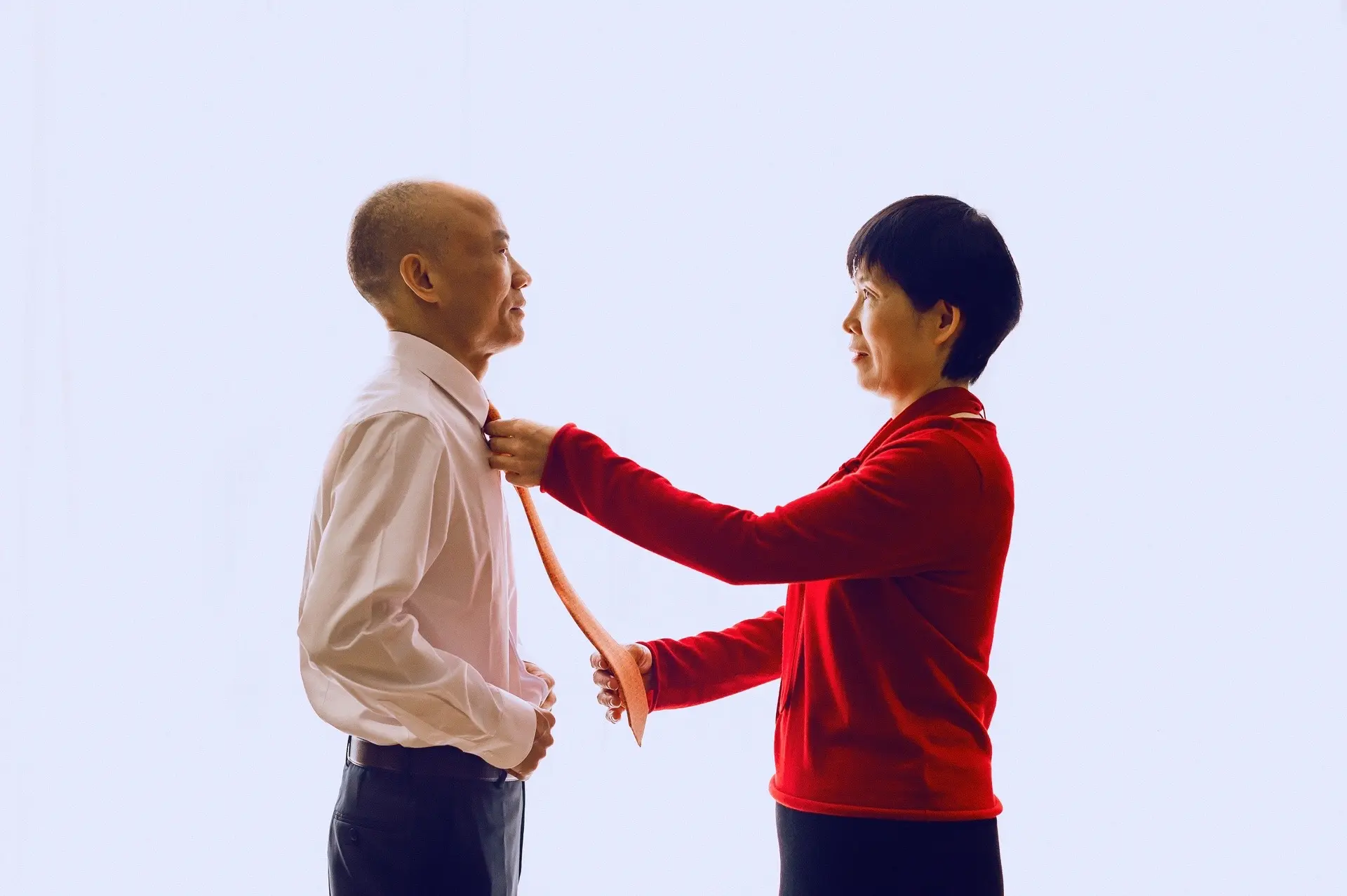 我的婚礼照片都有一个特点 它们都是有时间BUFF 的…