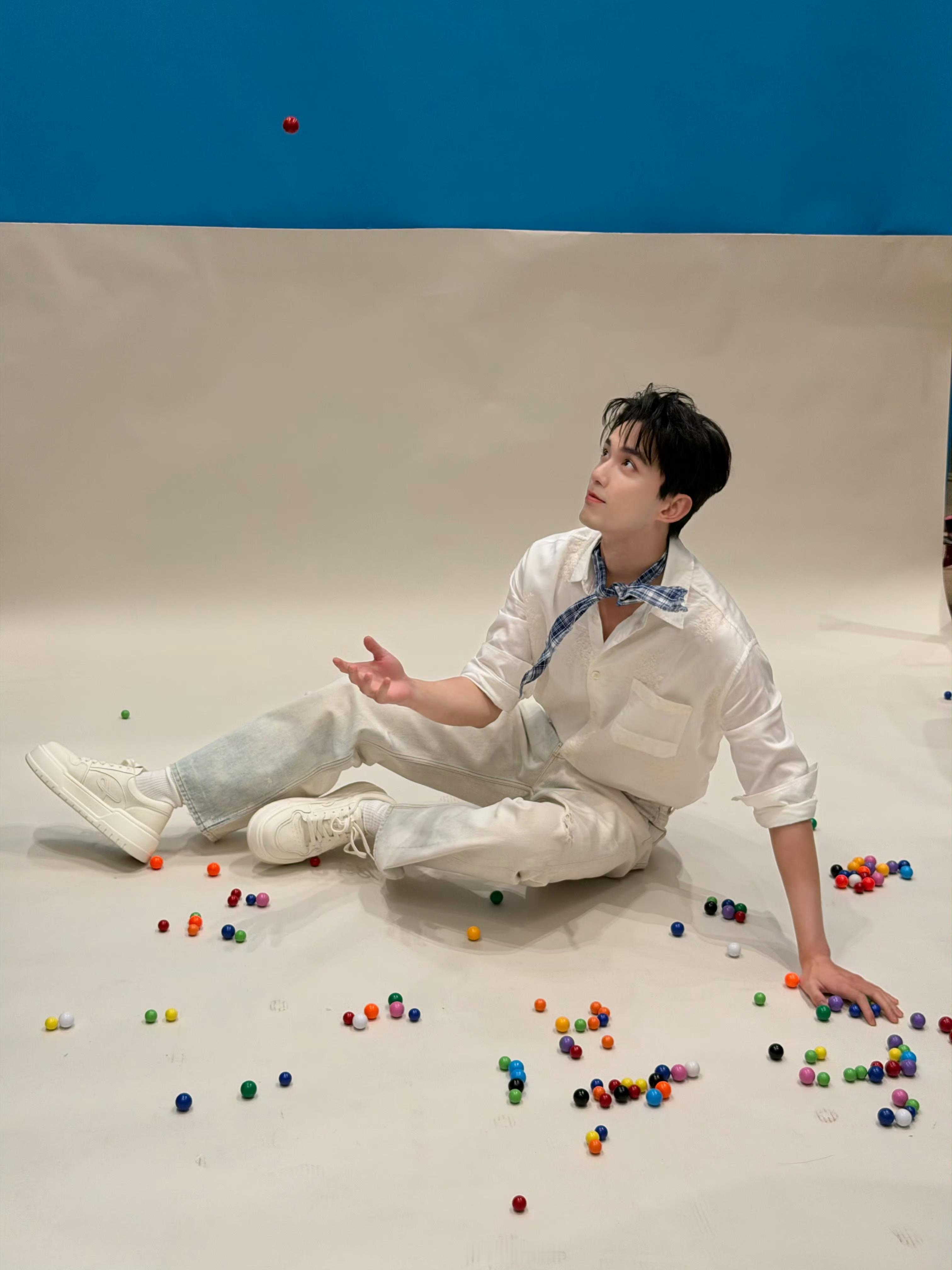 吴磊✖️今日营业造型 Live photo 📷 