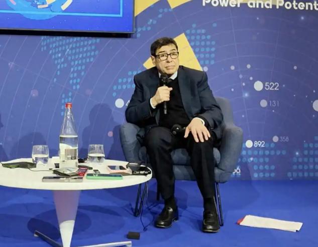 看来法国还是乱得轻！就在马克龙为内部骚乱焦头烂额时，法国专家竟把算盘打到了中国头